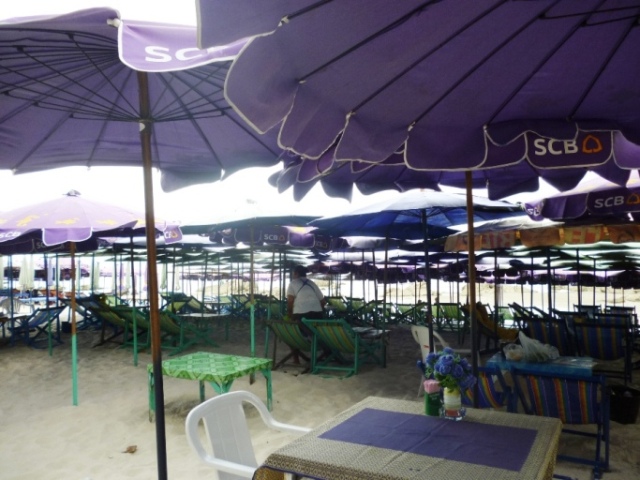 2013puthhbeachrestaurant02.jpg