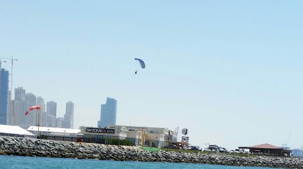 Name:  2016-skydivedubai-05.jpg
Views: 311
Size:  22.1 KB