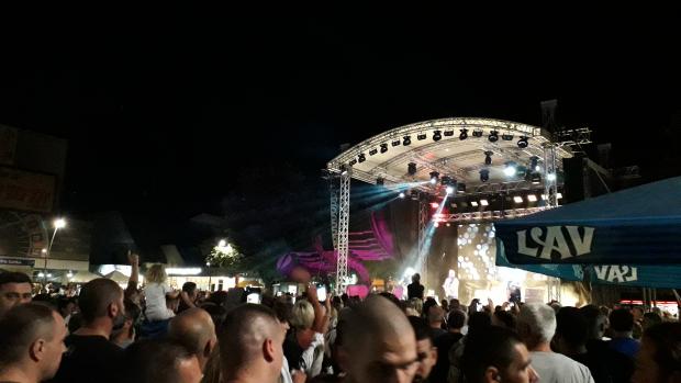 Click image for larger version
Name: 20220731_220700.jpg
Views: 1
Size: 29.1 KB
ID: 22703