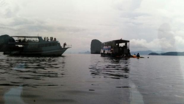 Click image for larger version
Name: 20160718 phang nga bay-01.jpg
Views: 1
Size: 21.1 KB
ID: 25238