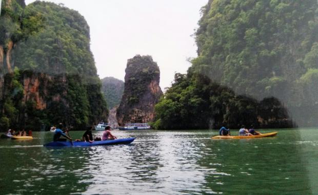 Click image for larger version
Name: 20160718 phang nga bay-03.jpg
Views: 1
Size: 39.2 KB
ID: 25240