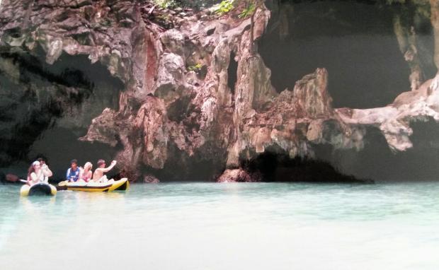 Click image for larger version
Name: 20160718 phang nga bay-05.jpg
Views: 1
Size: 35.8 KB
ID: 25242