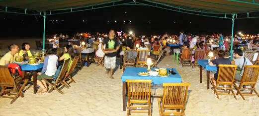 Click image for larger version
Name: Jimbaran 8.jpg
Views: 1
Size: 113.4 KB
ID: 25285