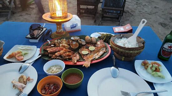 Click image for larger version
Name: Jimbaran 12.jpg
Views: 1
Size: 123.8 KB
ID: 25289